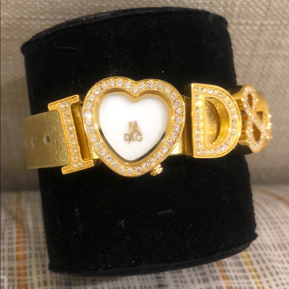 I ❤️ D&G watch